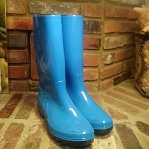 Blue Rainboots